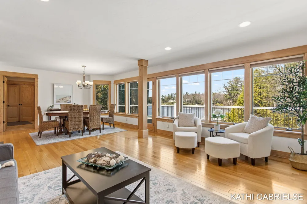 18886 Greenwood Court Spring Lake Township, MI 49456