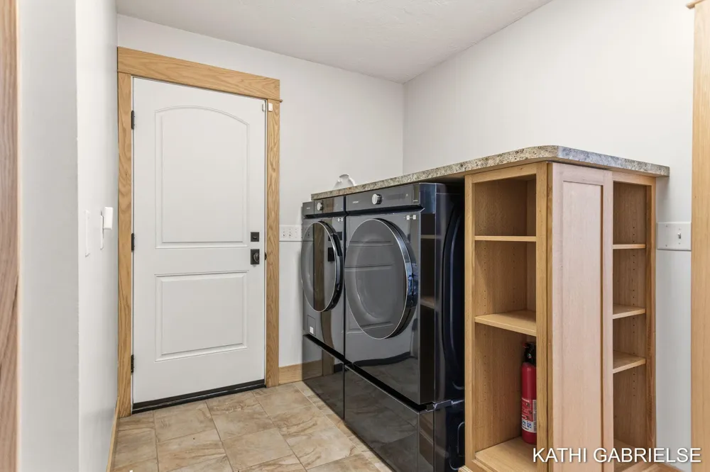 18886 Greenwood Court Spring Lake Township, MI 49456