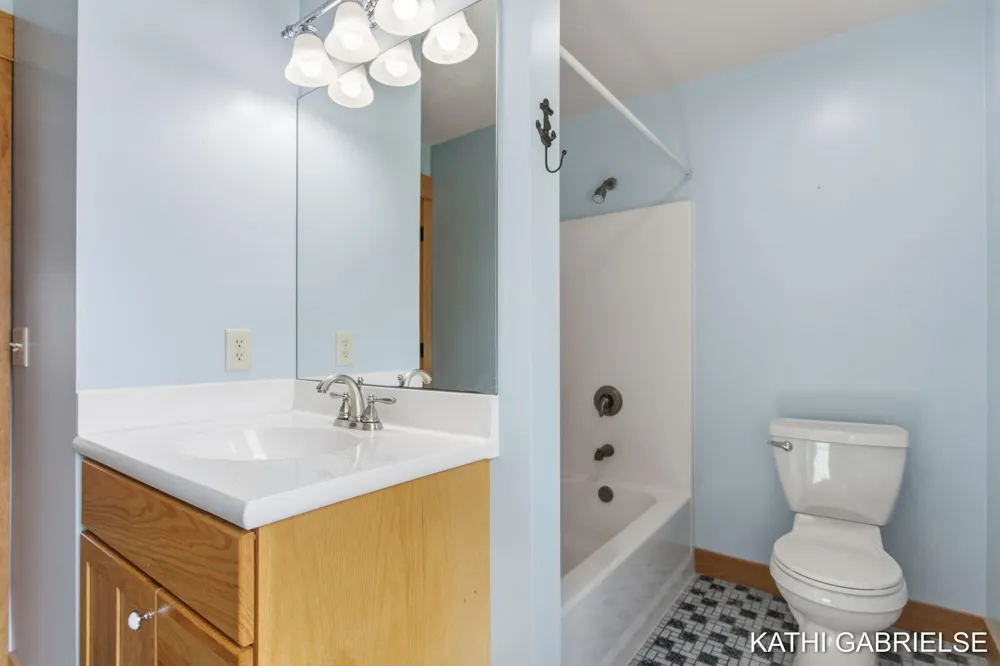 18886 Greenwood Court Spring Lake Township, MI 49456