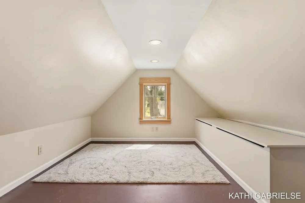 18886 Greenwood Court Spring Lake Township, MI 49456
