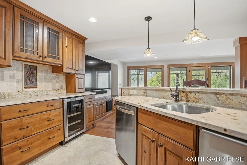 18886 Greenwood Court Spring Lake Township, MI 49456