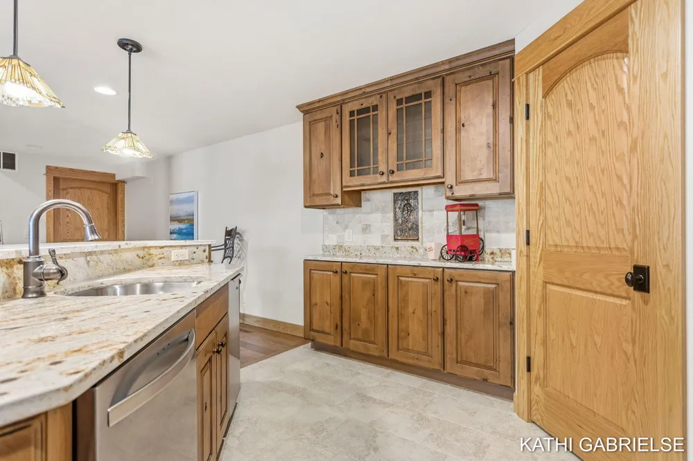 18886 Greenwood Court Spring Lake Township, MI 49456