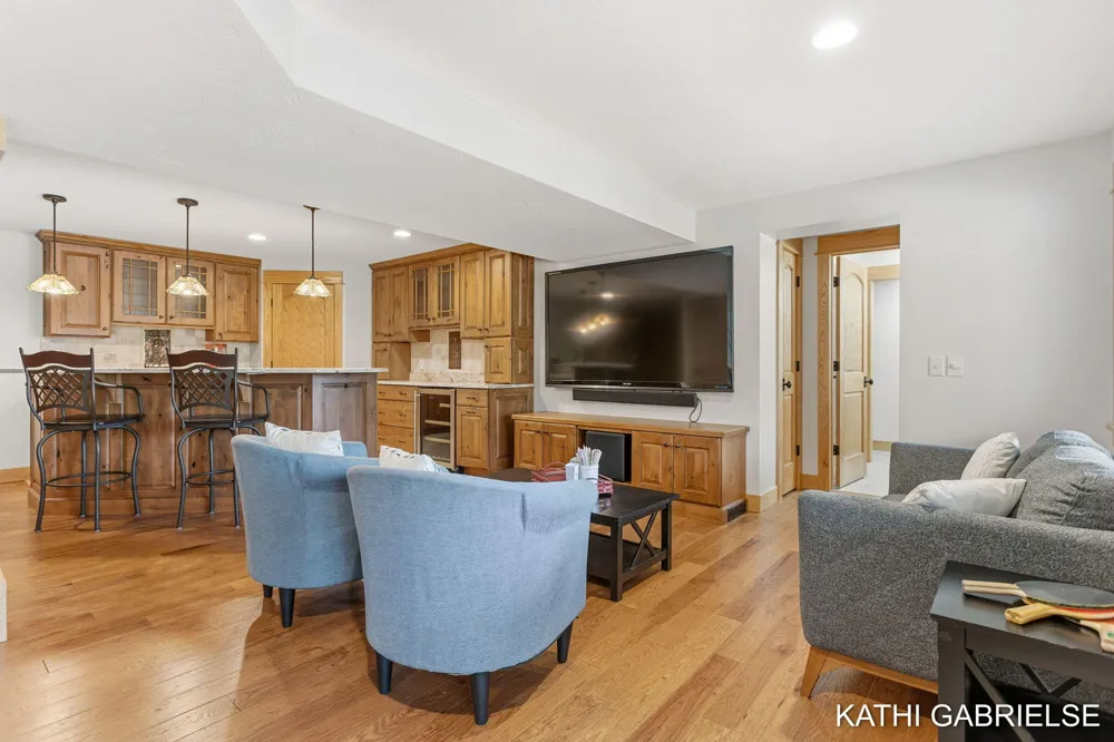 18886 Greenwood Court Spring Lake Township, MI 49456
