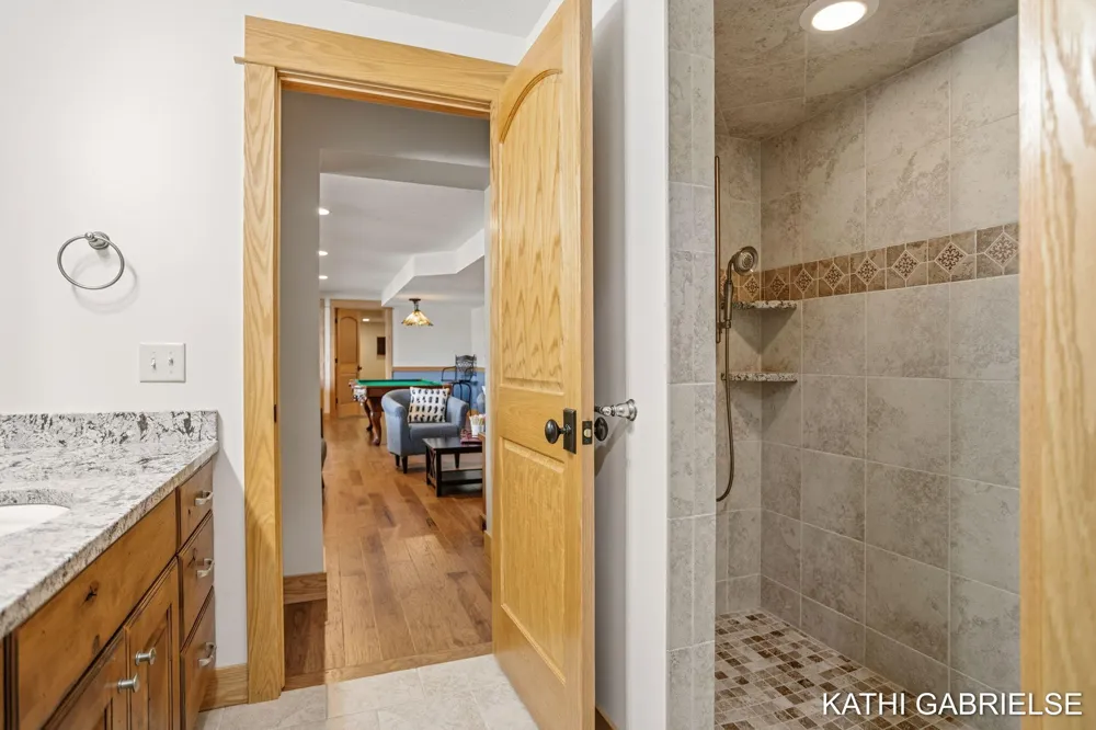 18886 Greenwood Court Spring Lake Township, MI 49456
