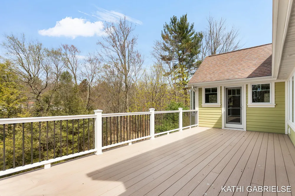 18886 Greenwood Court Spring Lake Township, MI 49456