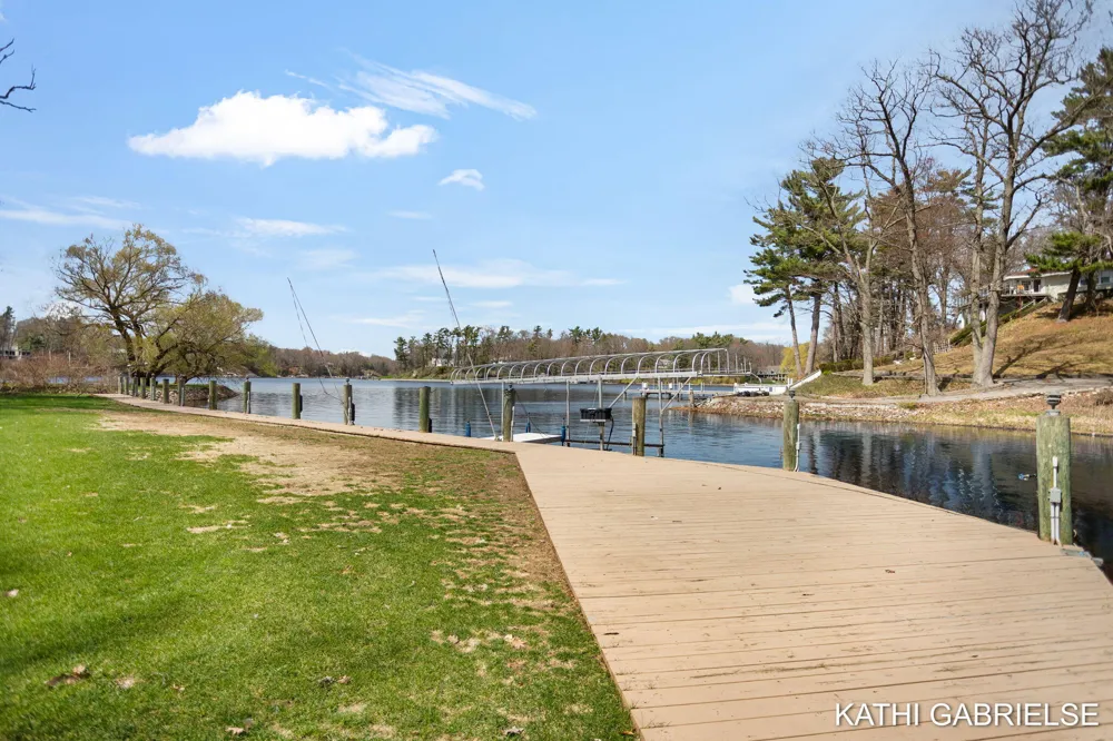 18886 Greenwood Court Spring Lake Township, MI 49456