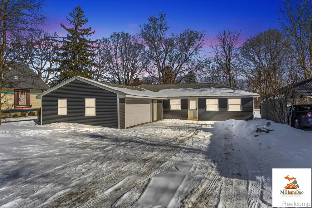 713 S Mill Street Clio City, MI 48420