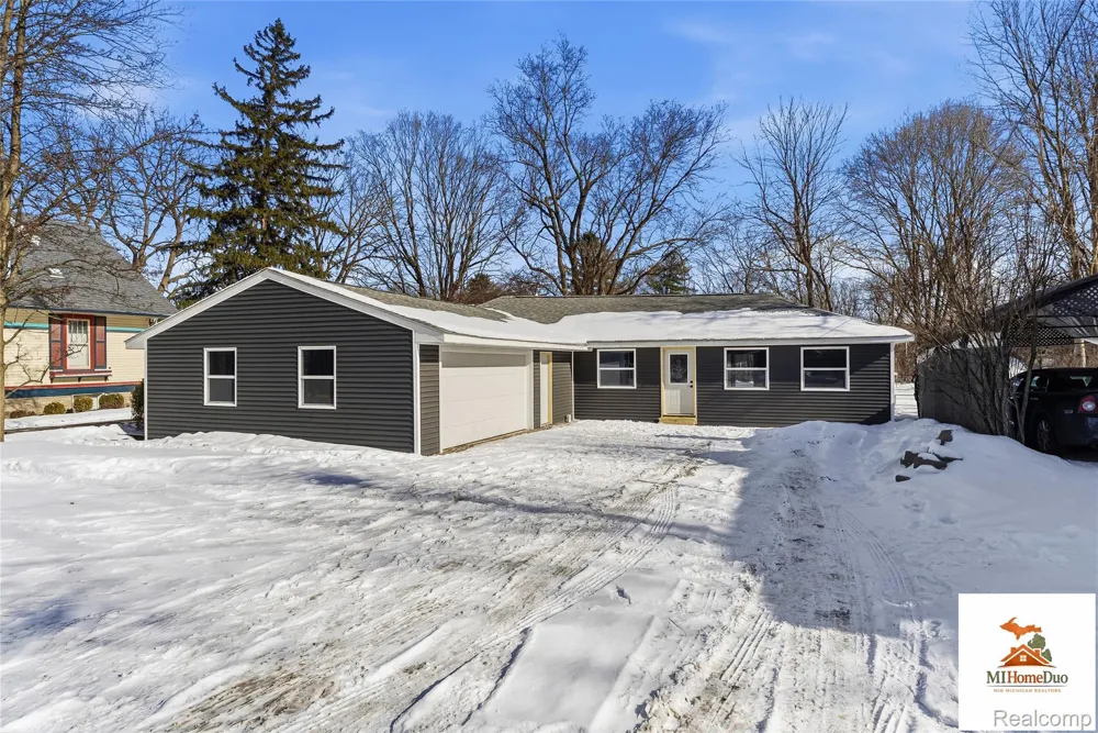 713 S Mill Street Clio City, MI 48420