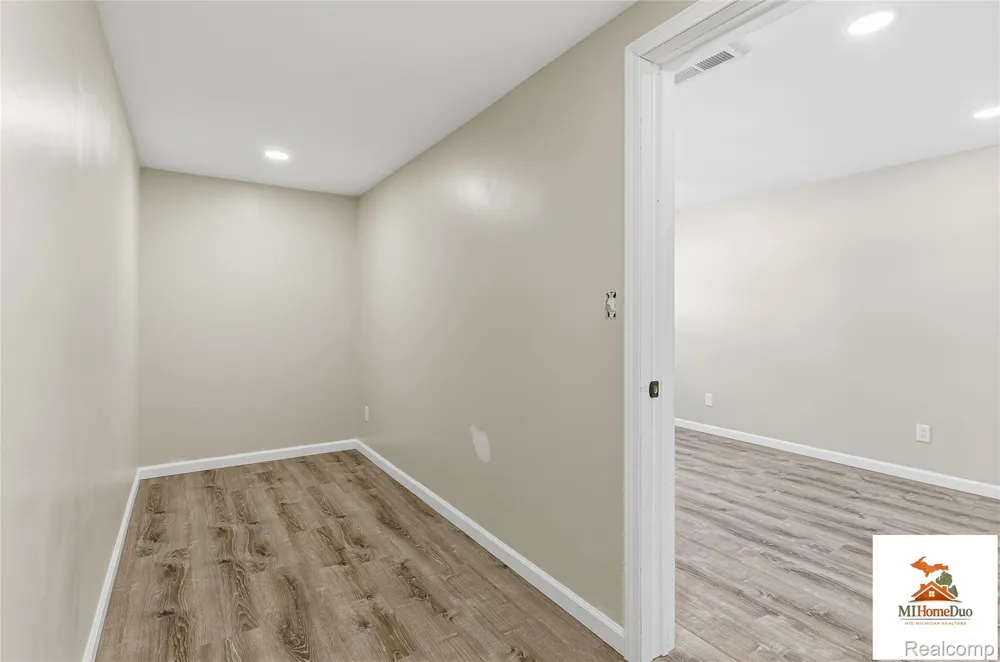 713 S Mill Street Clio City, MI 48420