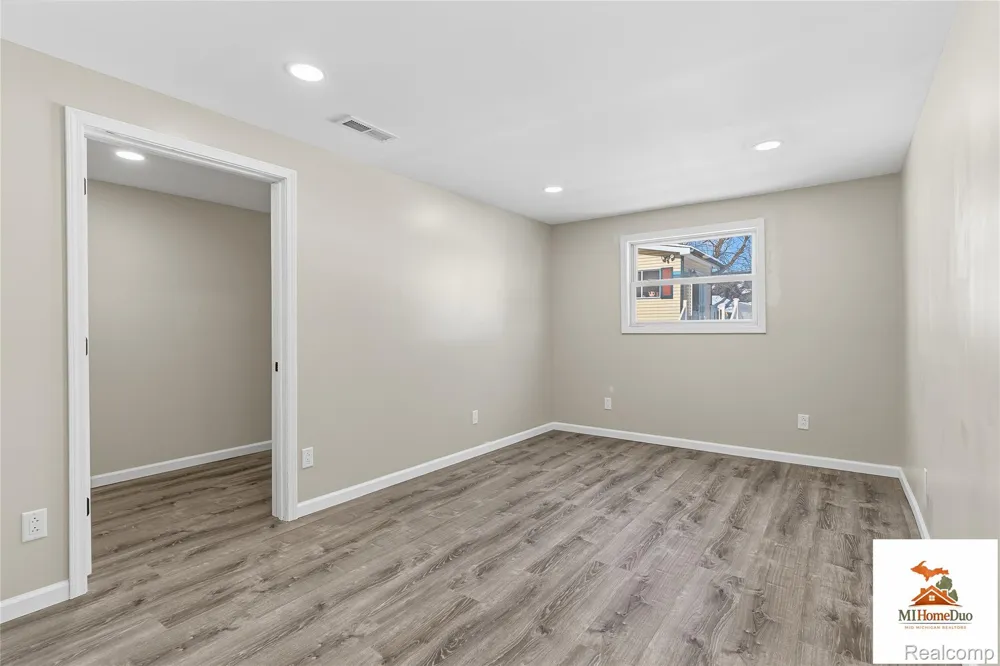 713 S Mill Street Clio City, MI 48420