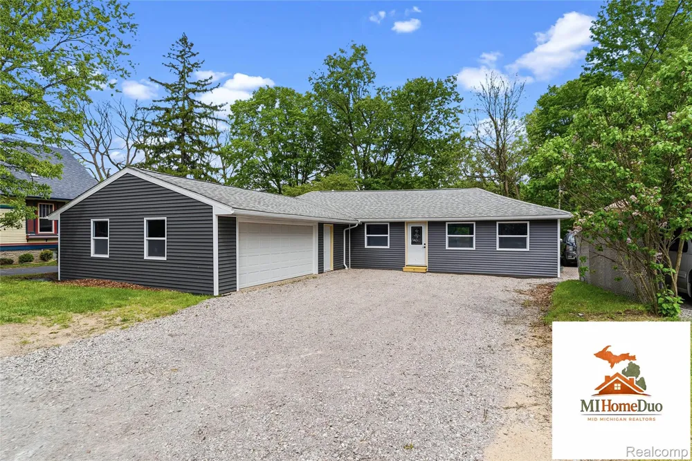 713 S Mill Street Clio City, MI 48420