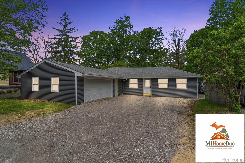 713 S Mill Street Clio City, MI 48420