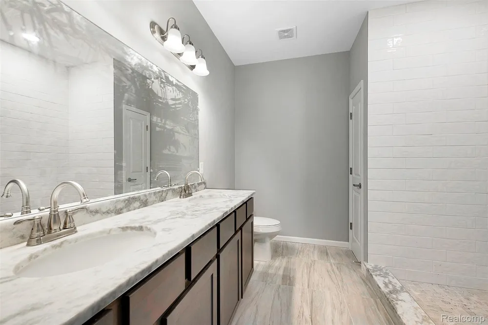 2327 Baltimore Lane Davison Township, MI 48423