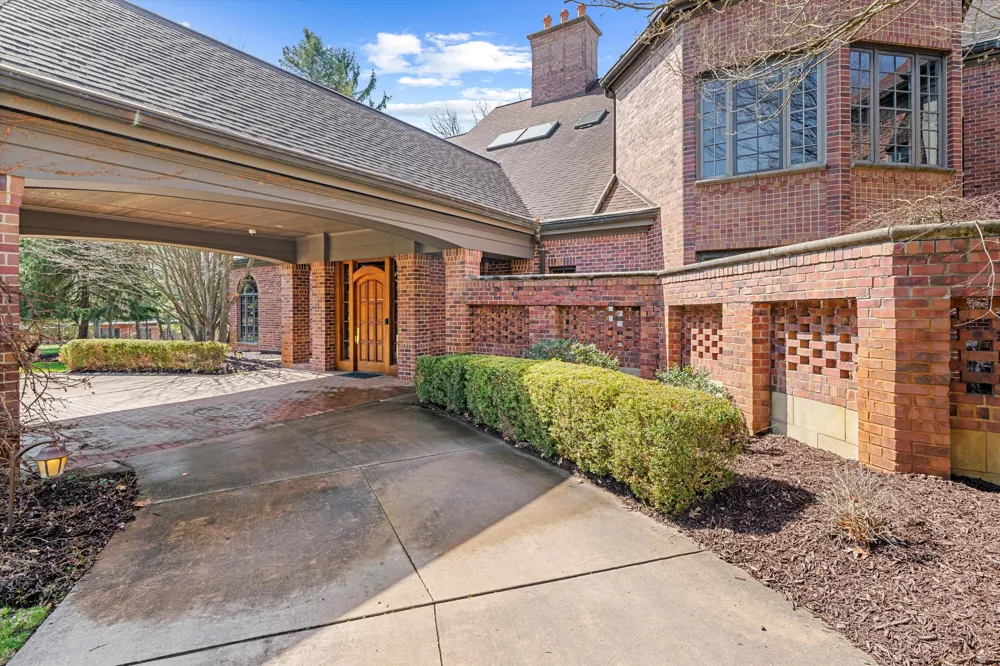 161 Laurin Court Ann Arbor Charter Township, MI 48105