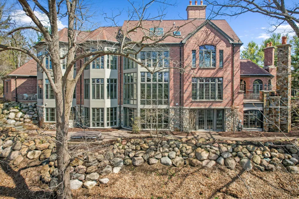 161 Laurin Court Ann Arbor Charter Township, MI 48105