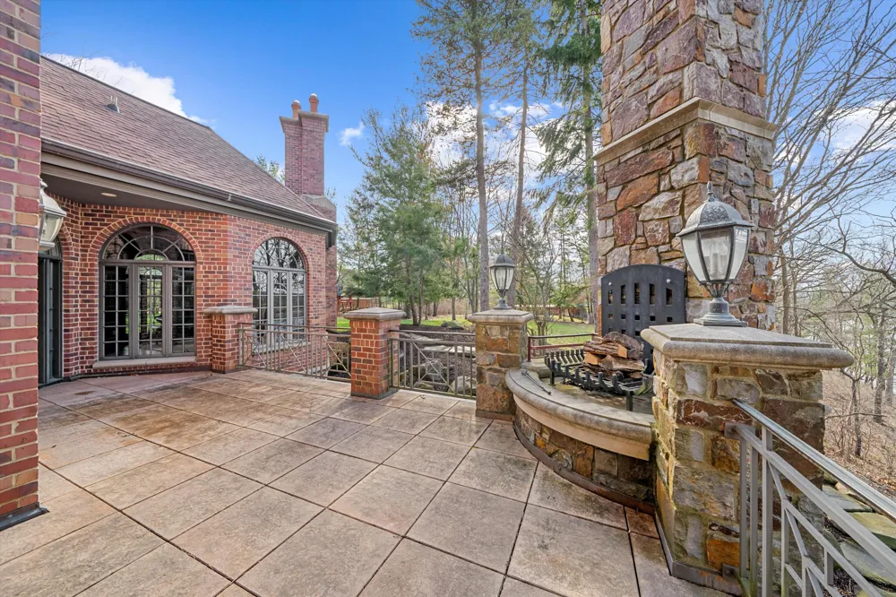 161 Laurin Court Ann Arbor Charter Township, MI 48105