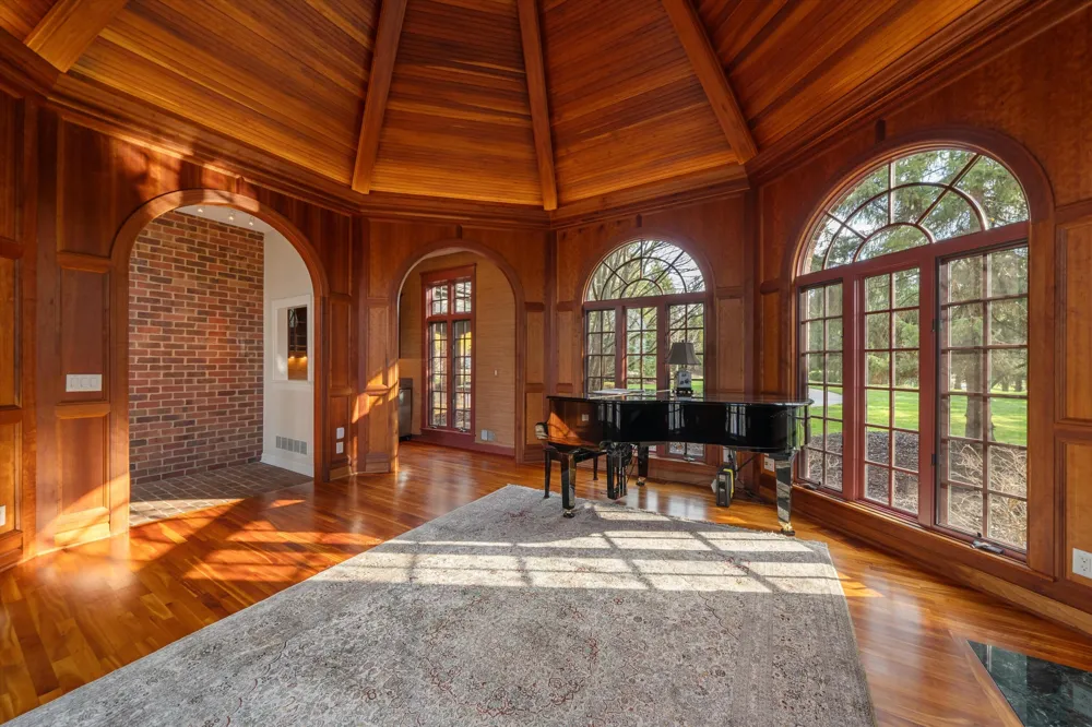 161 Laurin Court Ann Arbor Charter Township, MI 48105