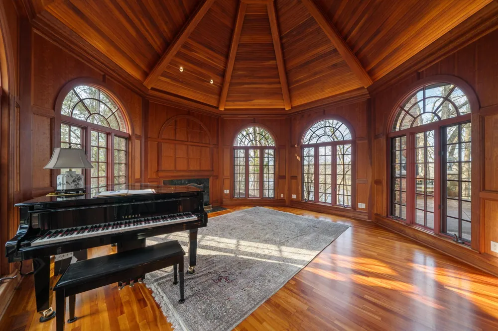 161 Laurin Court Ann Arbor Charter Township, MI 48105