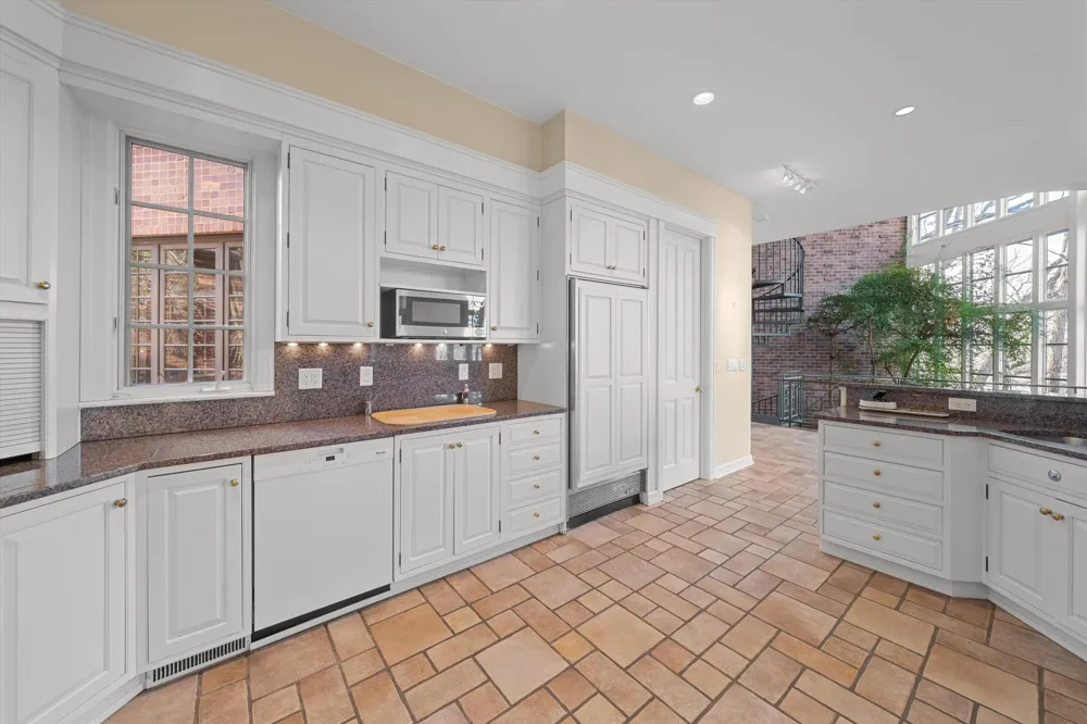 161 Laurin Court Ann Arbor Charter Township, MI 48105