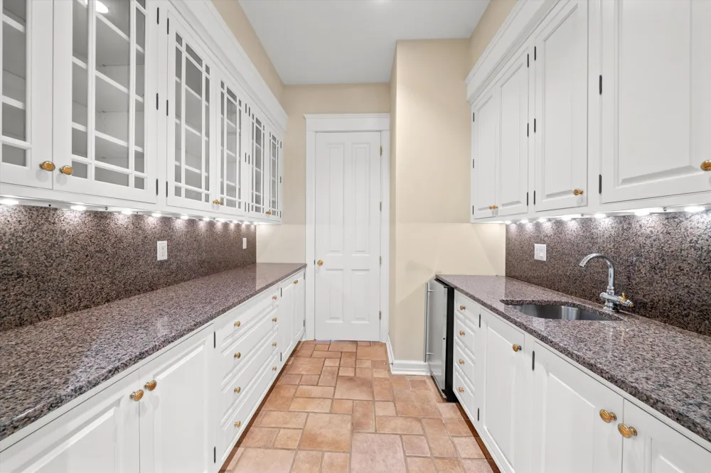 161 Laurin Court Ann Arbor Charter Township, MI 48105