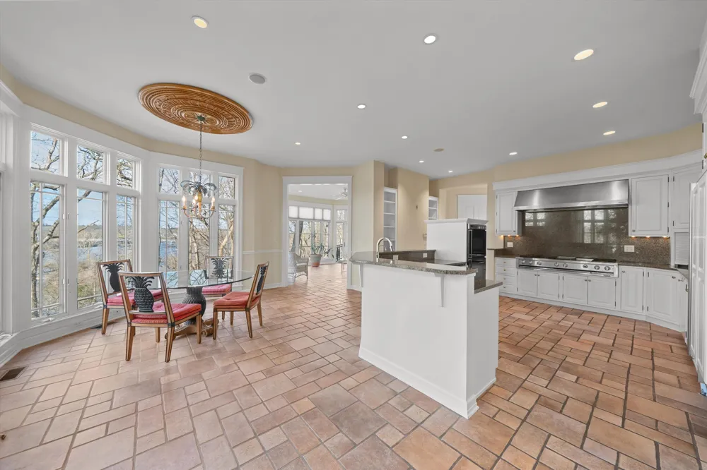 161 Laurin Court Ann Arbor Charter Township, MI 48105
