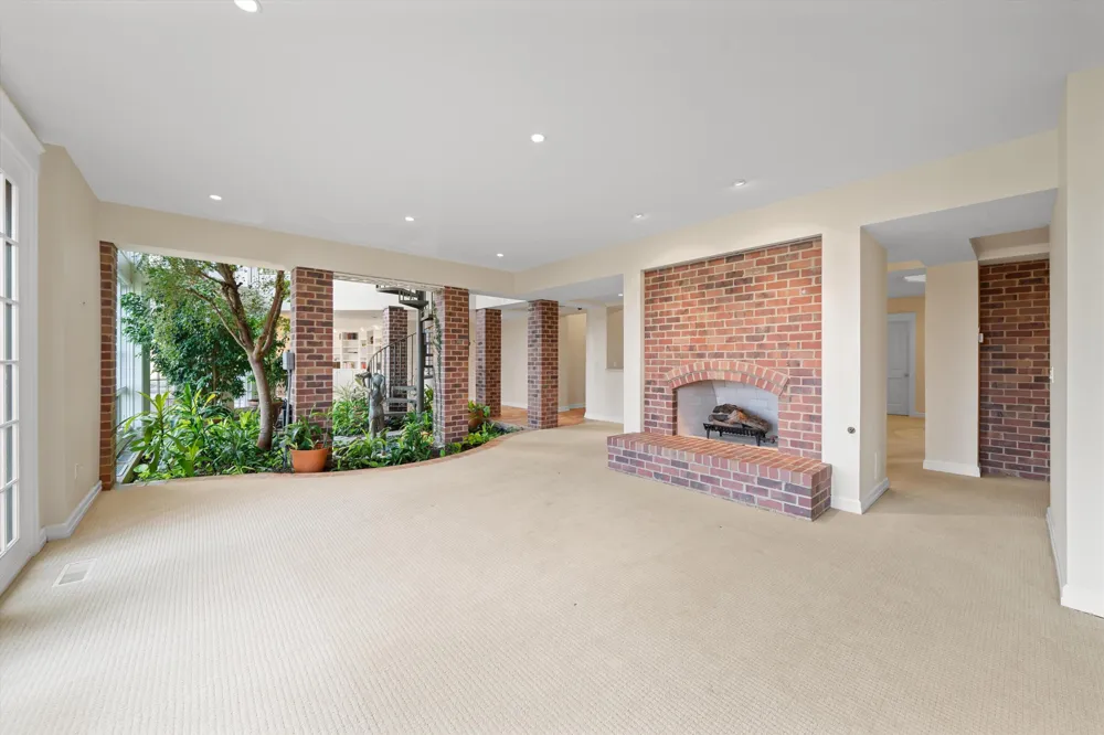 161 Laurin Court Ann Arbor Charter Township, MI 48105