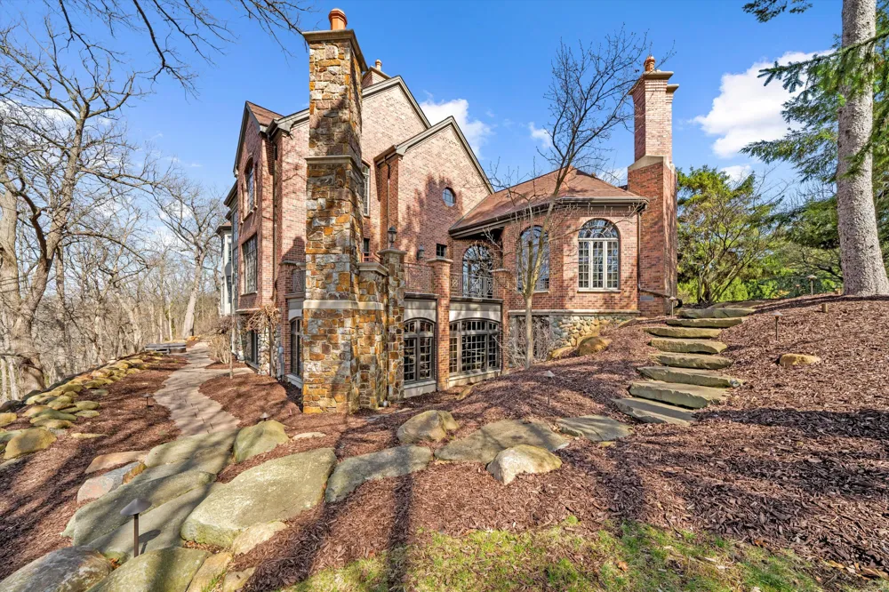 161 Laurin Court Ann Arbor Charter Township, MI 48105