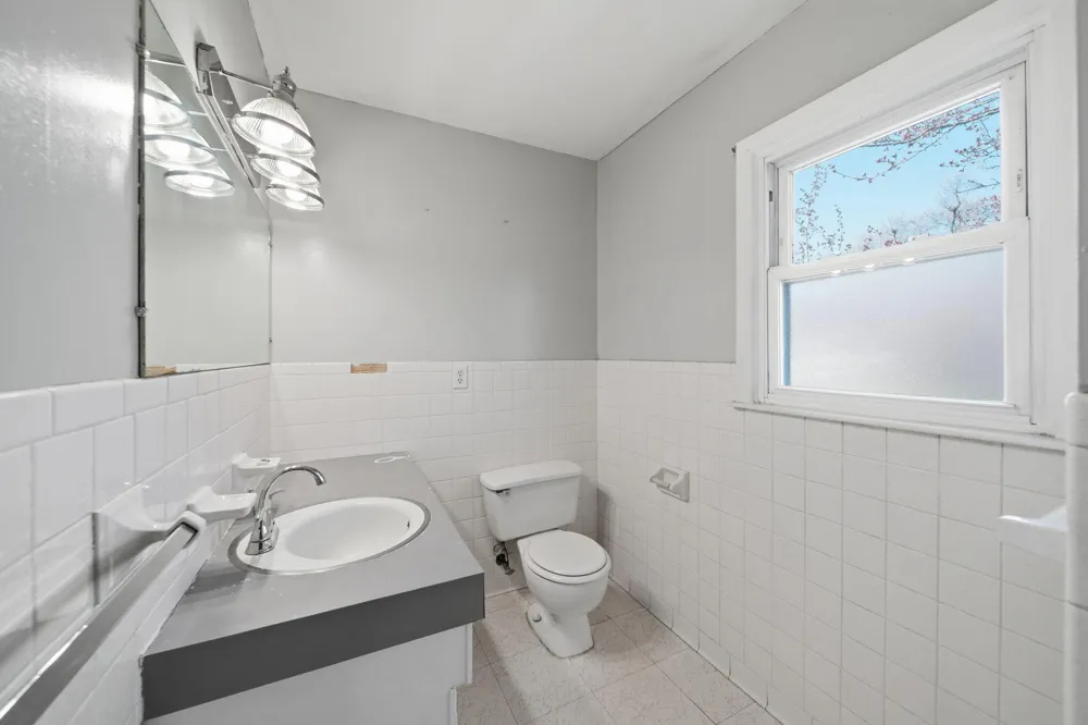 1190 Ferndale Road Blackman Charter Township, MI 49201