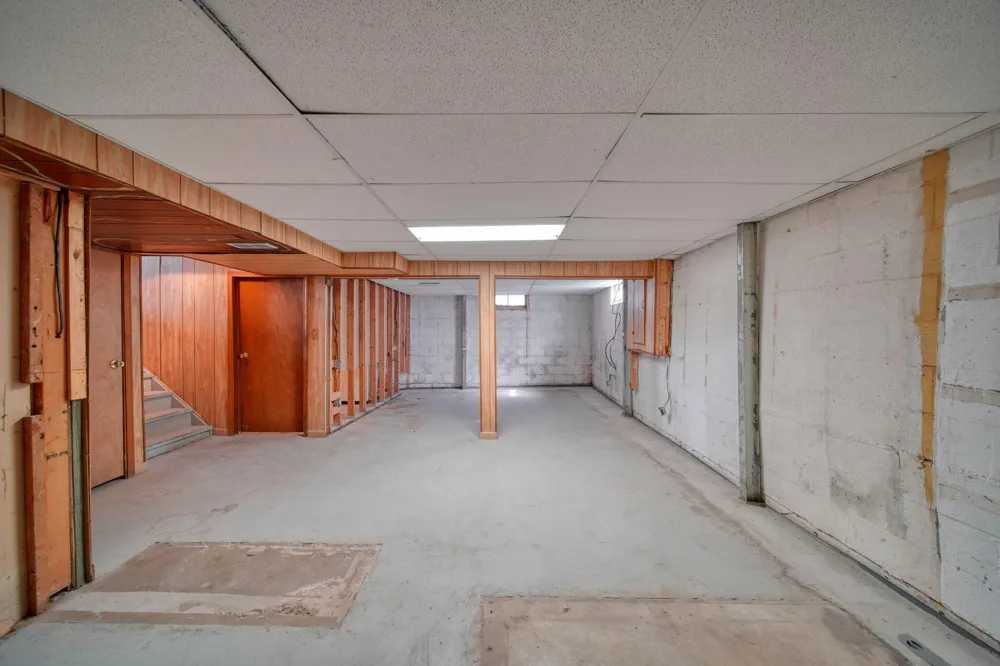 1190 Ferndale Road Blackman Charter Township, MI 49201