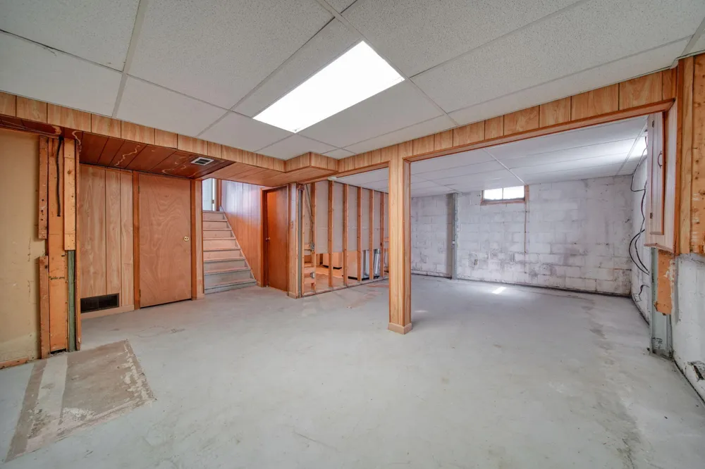 1190 Ferndale Road Blackman Charter Township, MI 49201