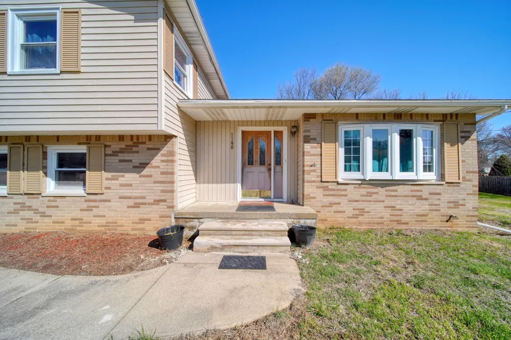 1190 Ferndale Road Blackman Charter Township, MI 49201