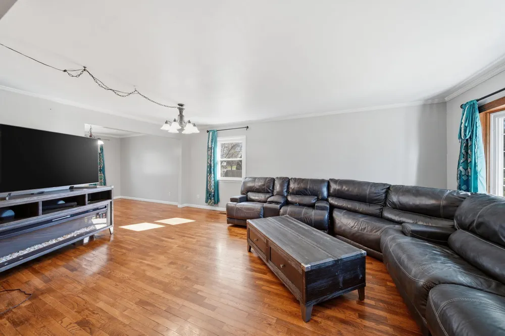 1190 Ferndale Road Blackman Charter Township, MI 49201