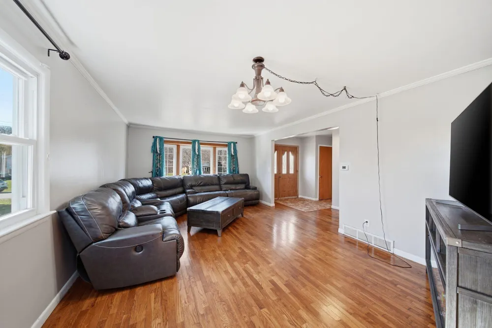 1190 Ferndale Road Blackman Charter Township, MI 49201