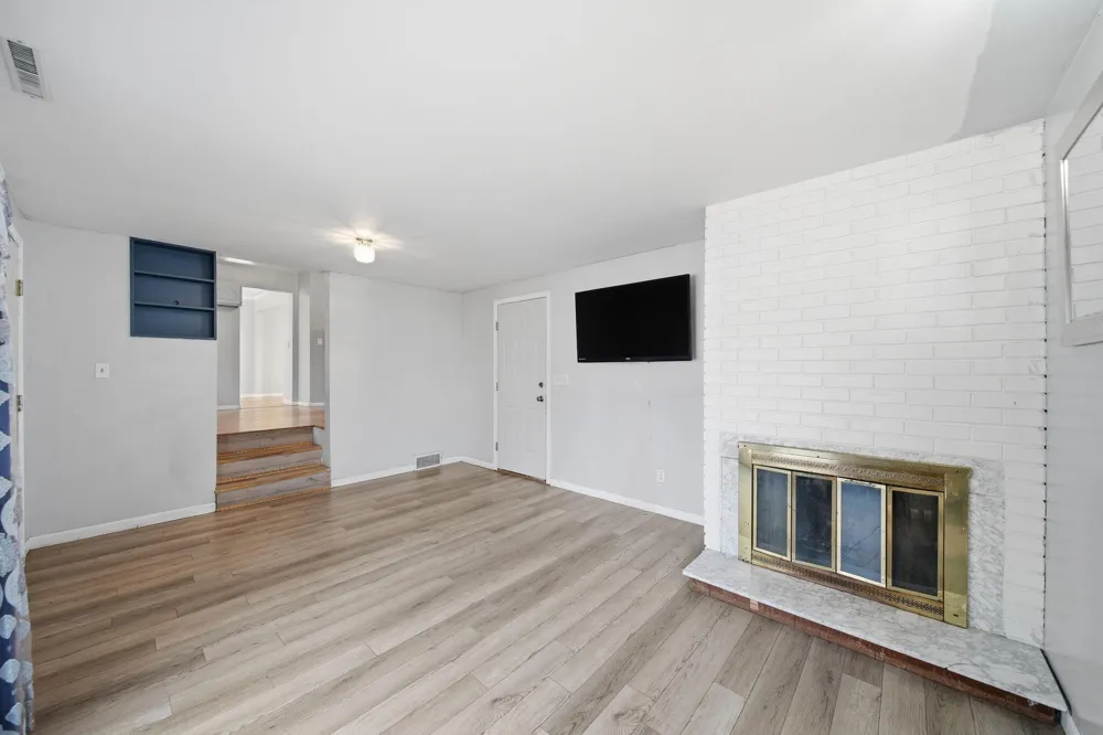 1190 Ferndale Road Blackman Charter Township, MI 49201