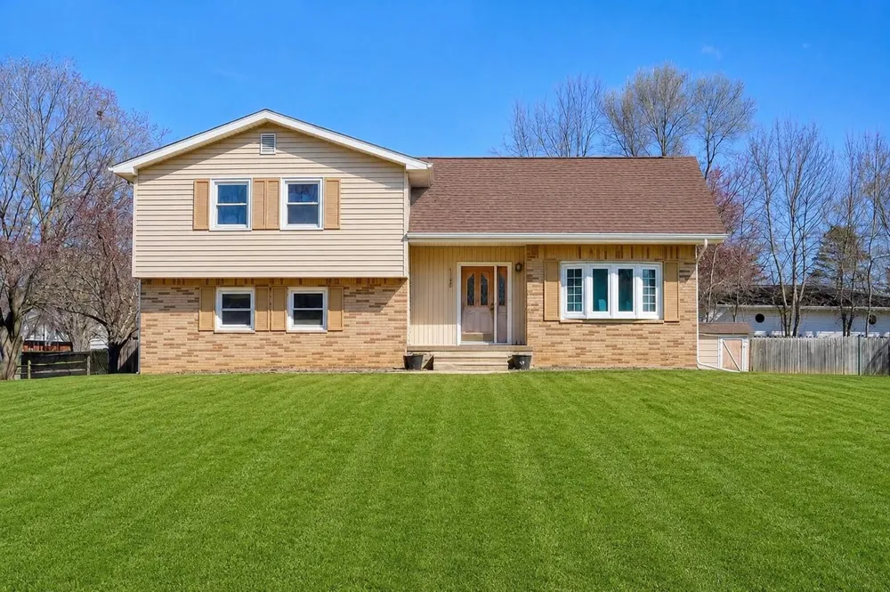 1190 Ferndale Road Blackman Charter Township, MI 49201