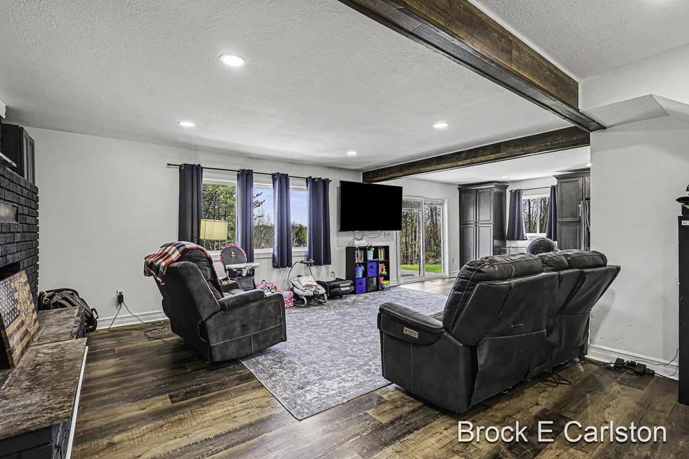 3233 Becker Road Muskegon Charter Township, MI 49445
