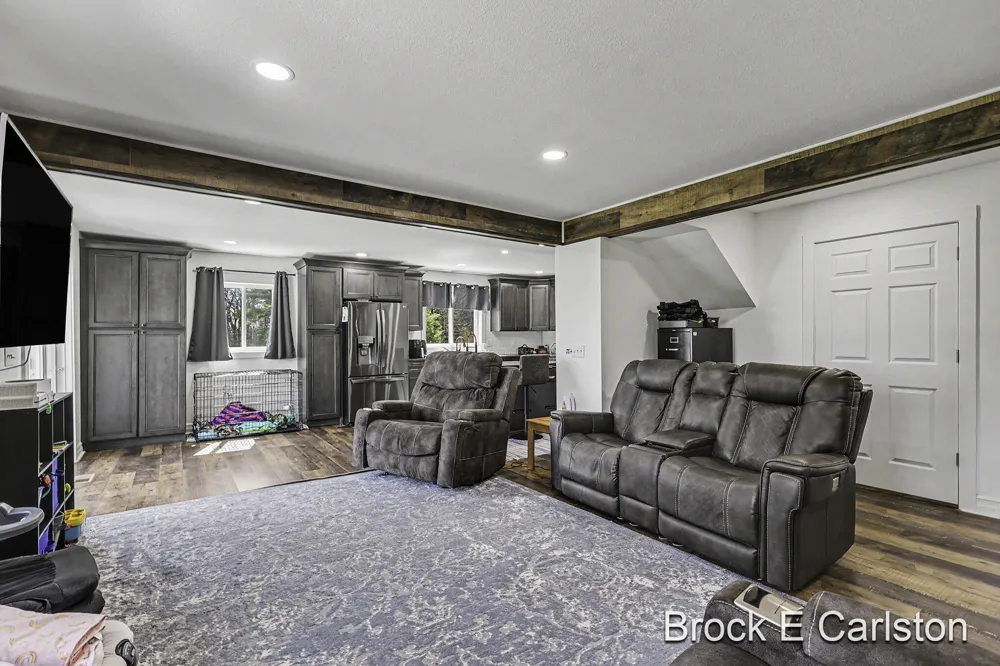 3233 Becker Road Muskegon Charter Township, MI 49445