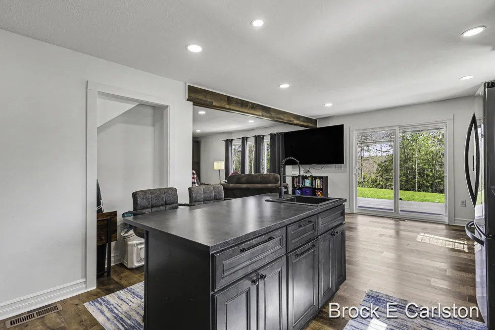 3233 Becker Road Muskegon Charter Township, MI 49445