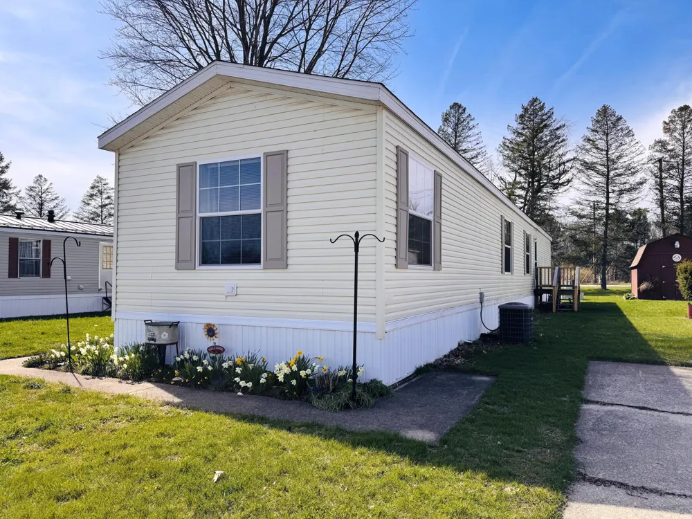69205 Garver Lake Road #2 Edwardsburg Village, MI 49112