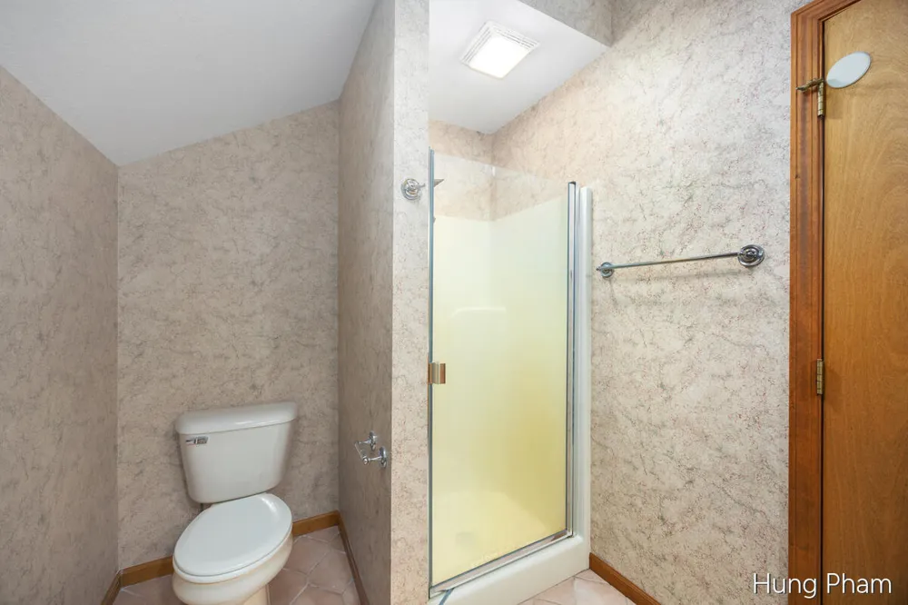 7724 W Lake Drive Morton Township, MI 49346