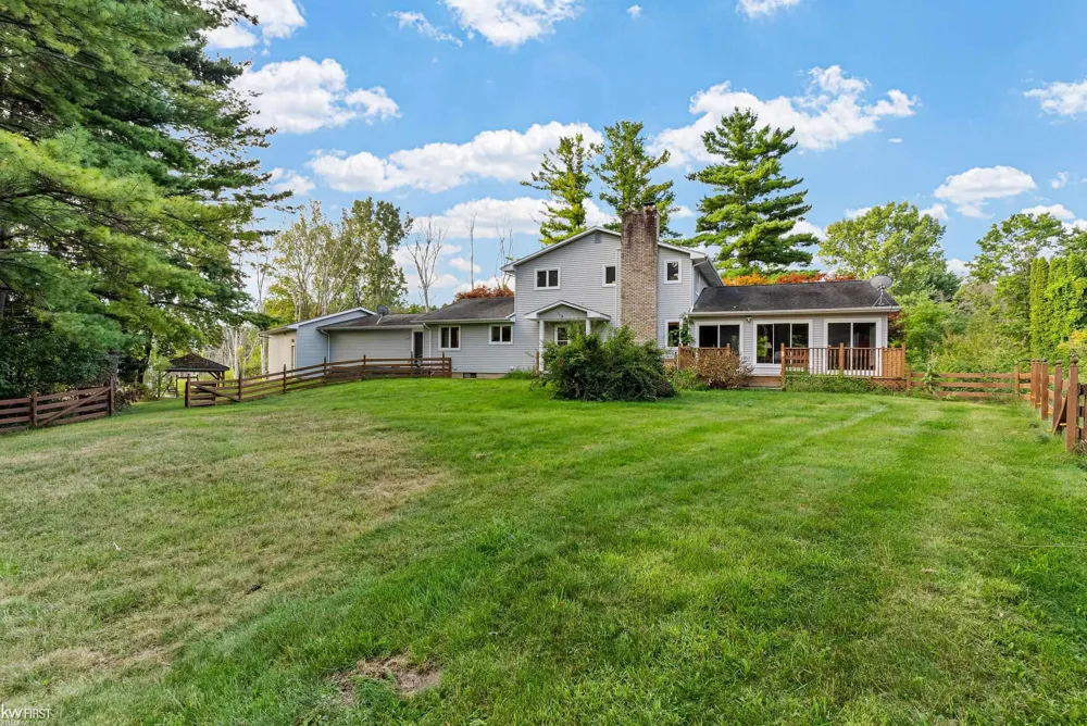1061 Rose Center Road Rose Township, MI 48430