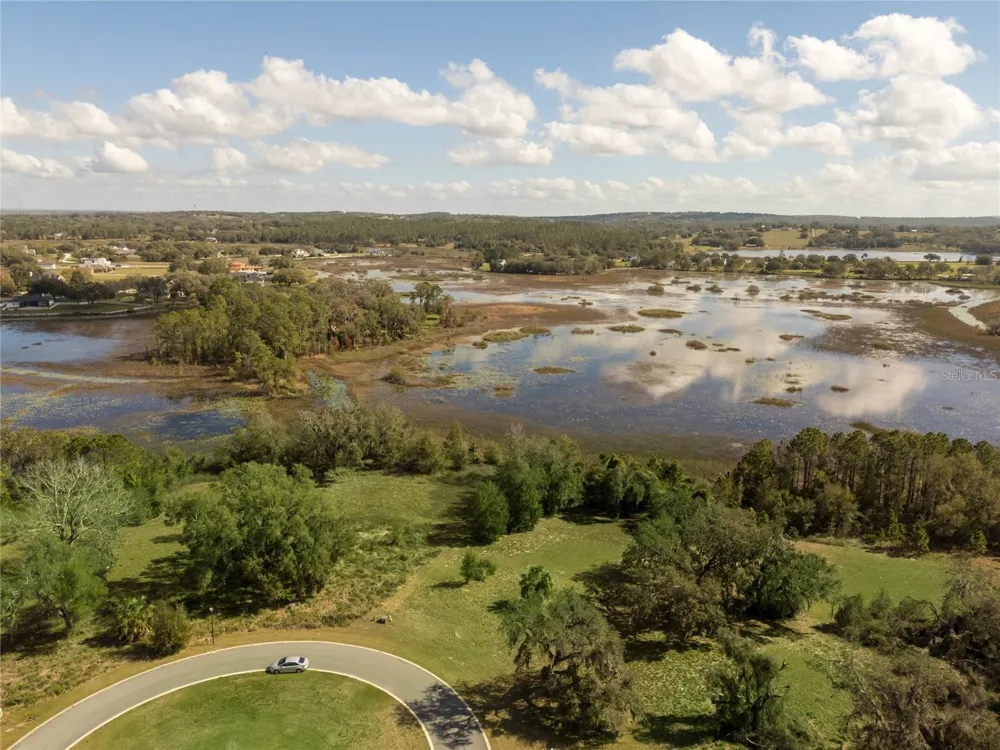 476 LONG AND WINDING RD Howey In The Hills, FL 34737
