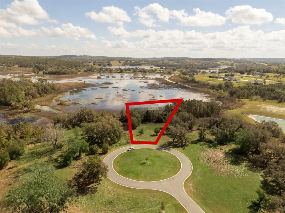 476 LONG AND WINDING RD Howey In The Hills, FL 34737