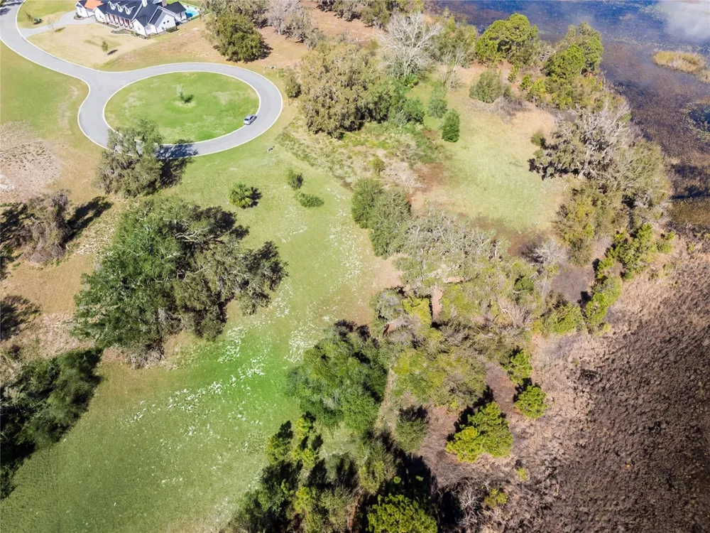 476 LONG AND WINDING RD Howey In The Hills, FL 34737