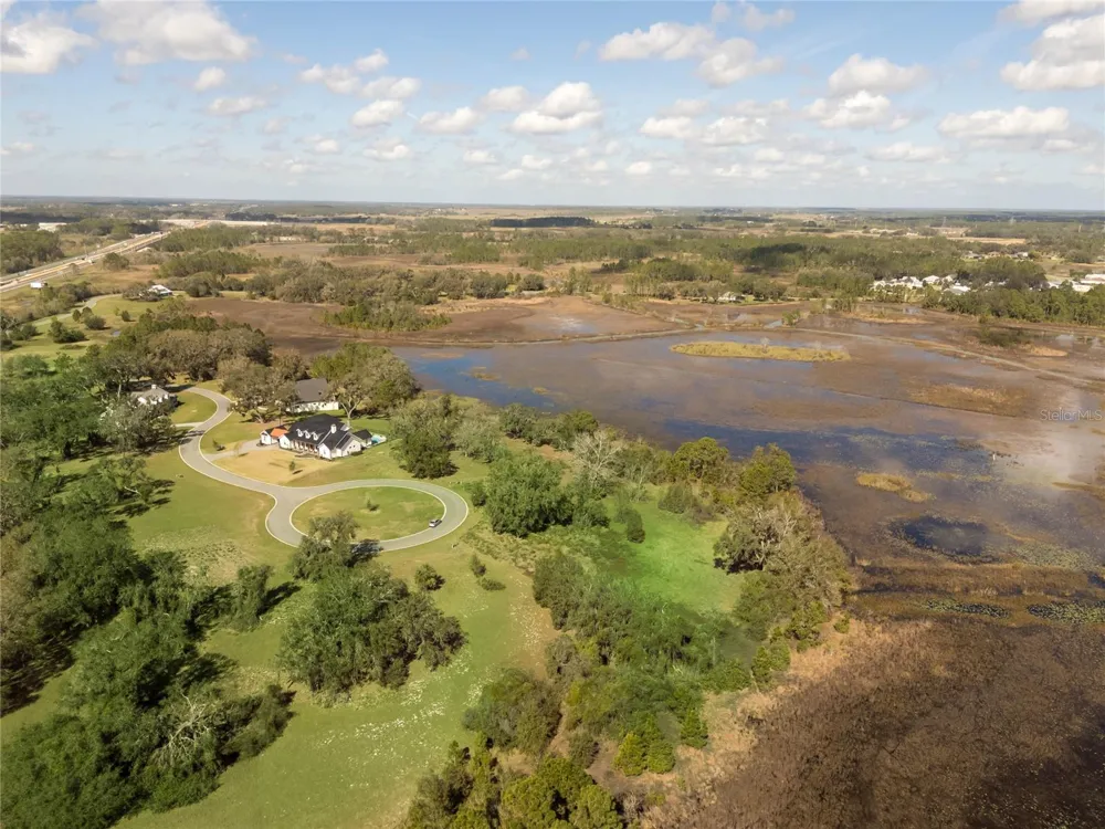 476 LONG AND WINDING RD Howey In The Hills, FL 34737