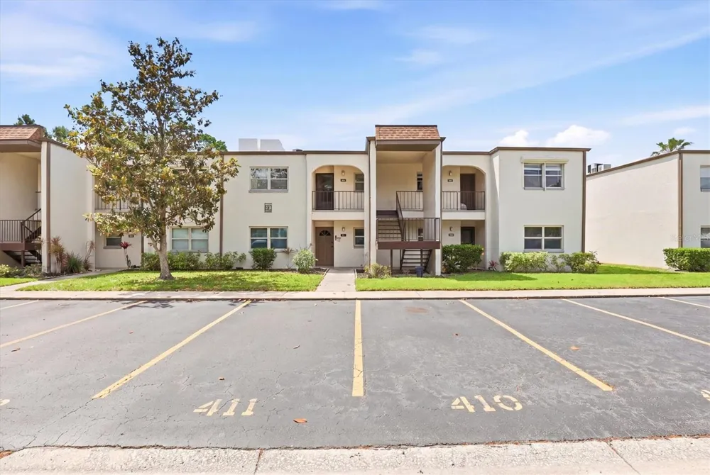 7701 STARKEY ROAD #412 Seminole, FL 33777