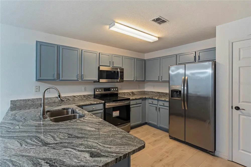 535 W SILVER SPRINGS PLACE ocala, FL 34475