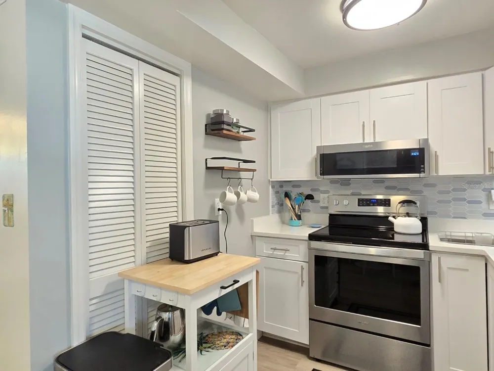 7605 RIDGEWOOD AVENUE #11-1 Cape Canaveral, FL 32920