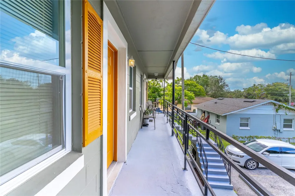 1207 W CYPRESS STREET Orlando, FL 32805