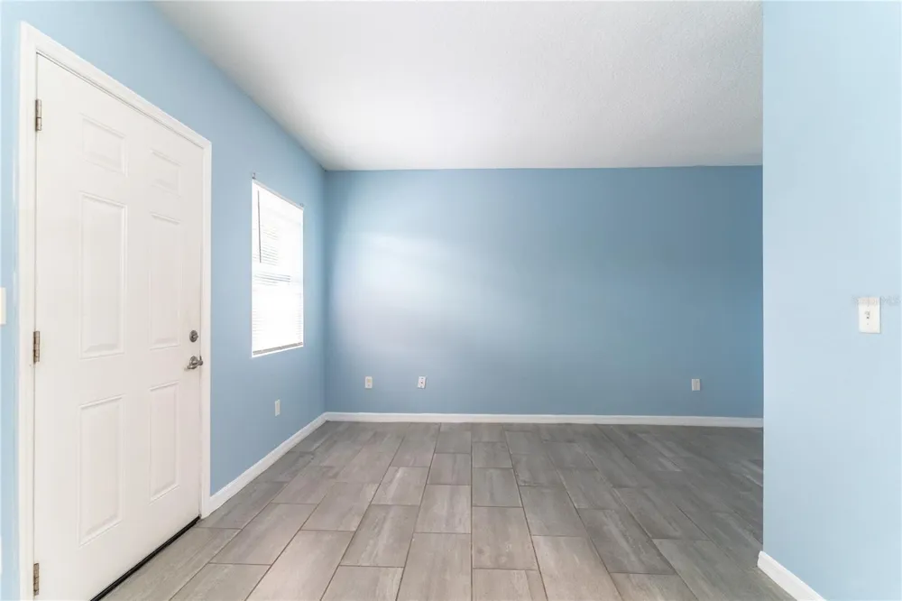1207 W CYPRESS STREET Orlando, FL 32805